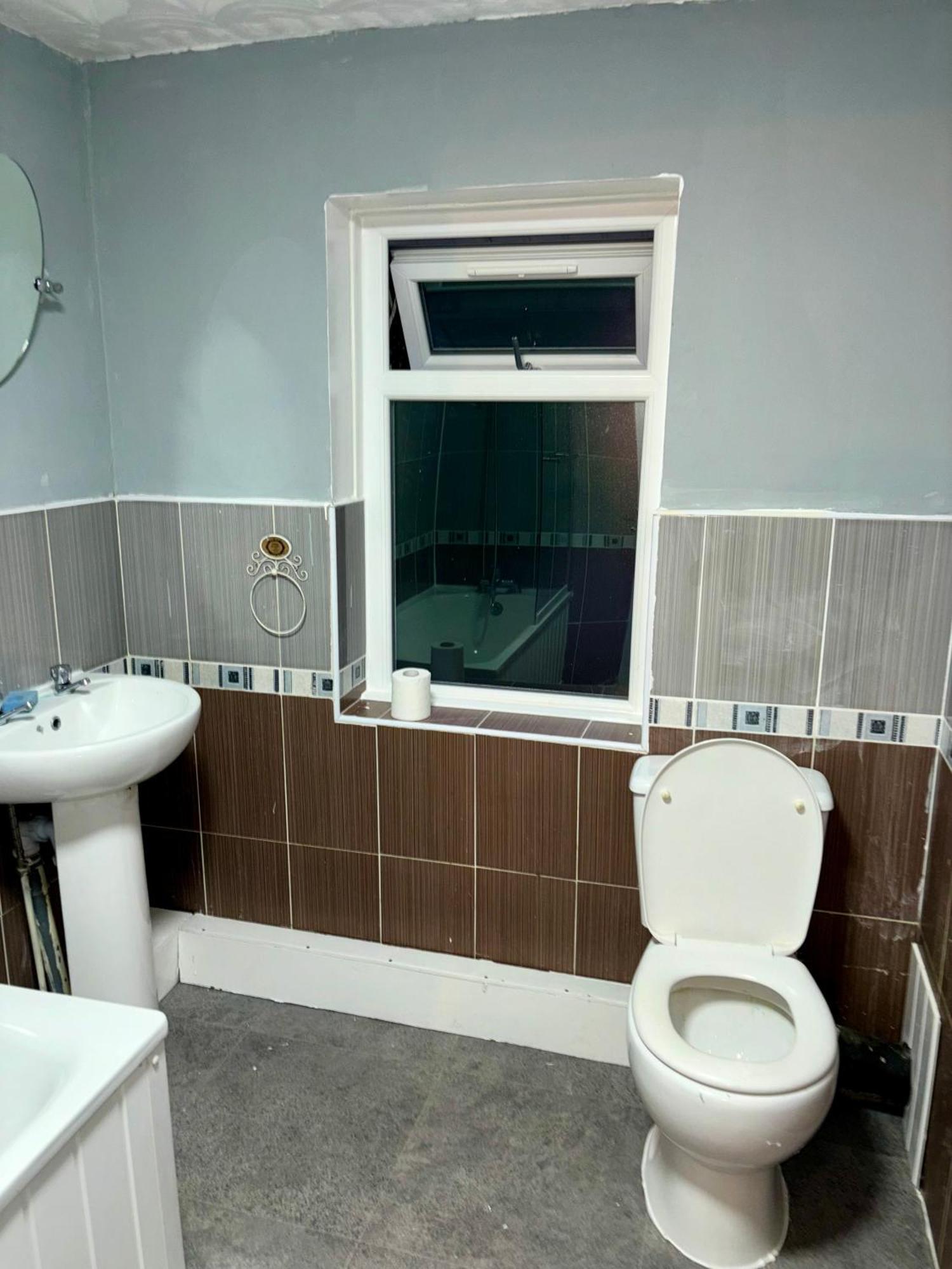 فندق Stainless Guests House دادلي المظهر الخارجي الصورة