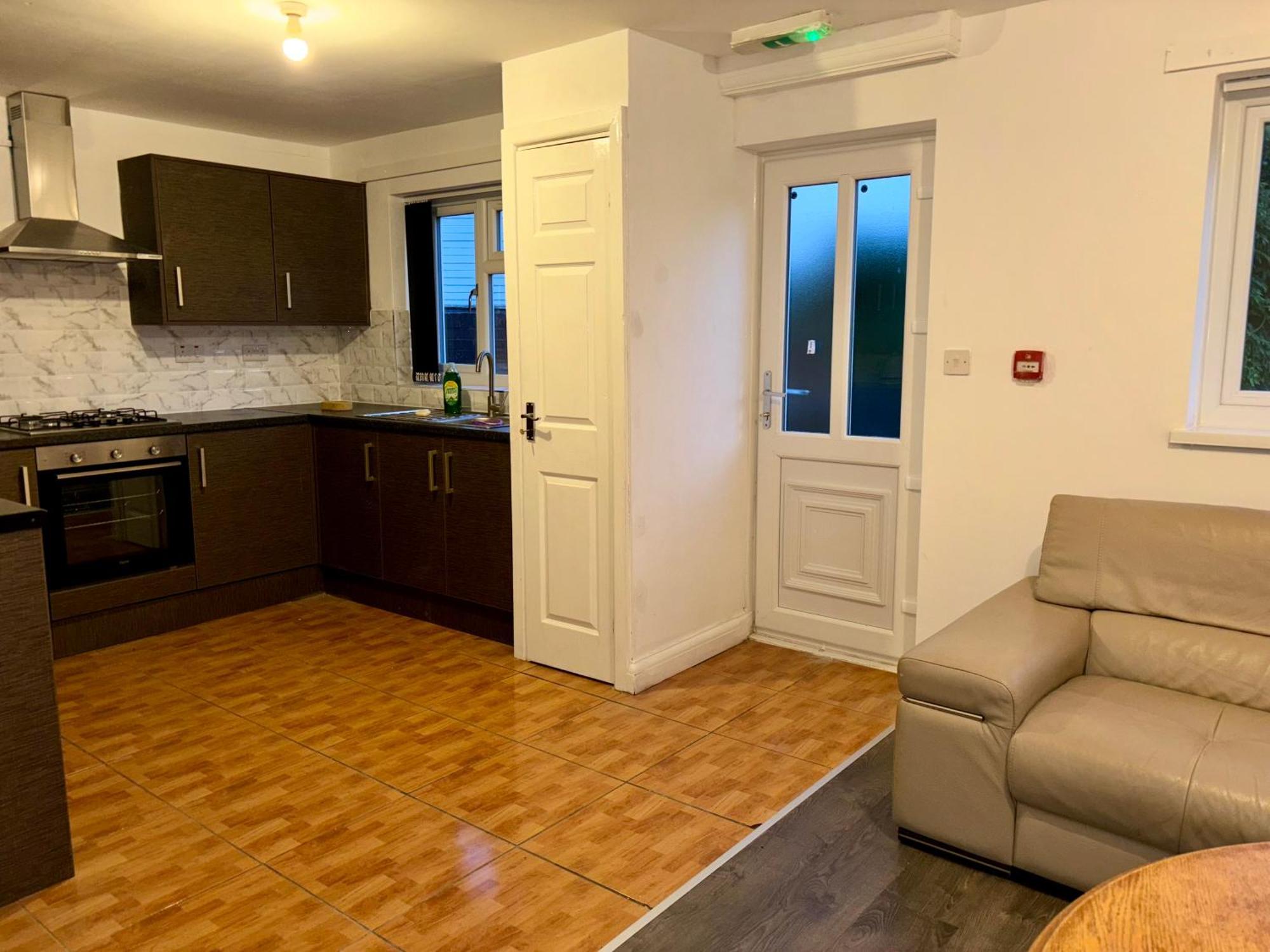 فندق Stainless Guests House دادلي المظهر الخارجي الصورة