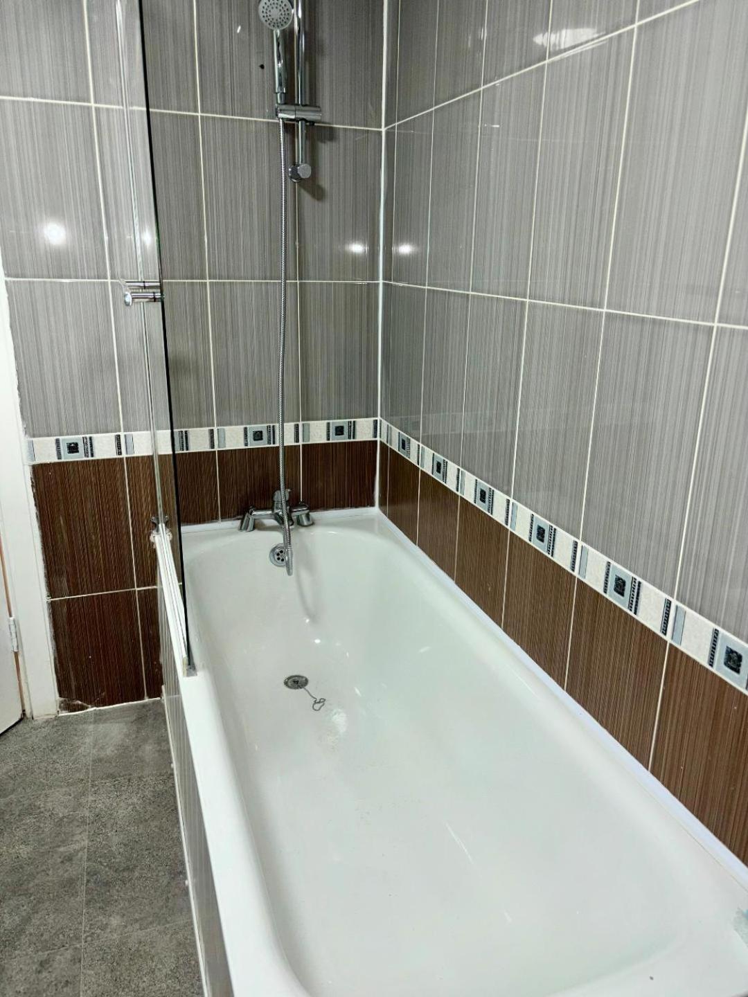فندق Stainless Guests House دادلي المظهر الخارجي الصورة