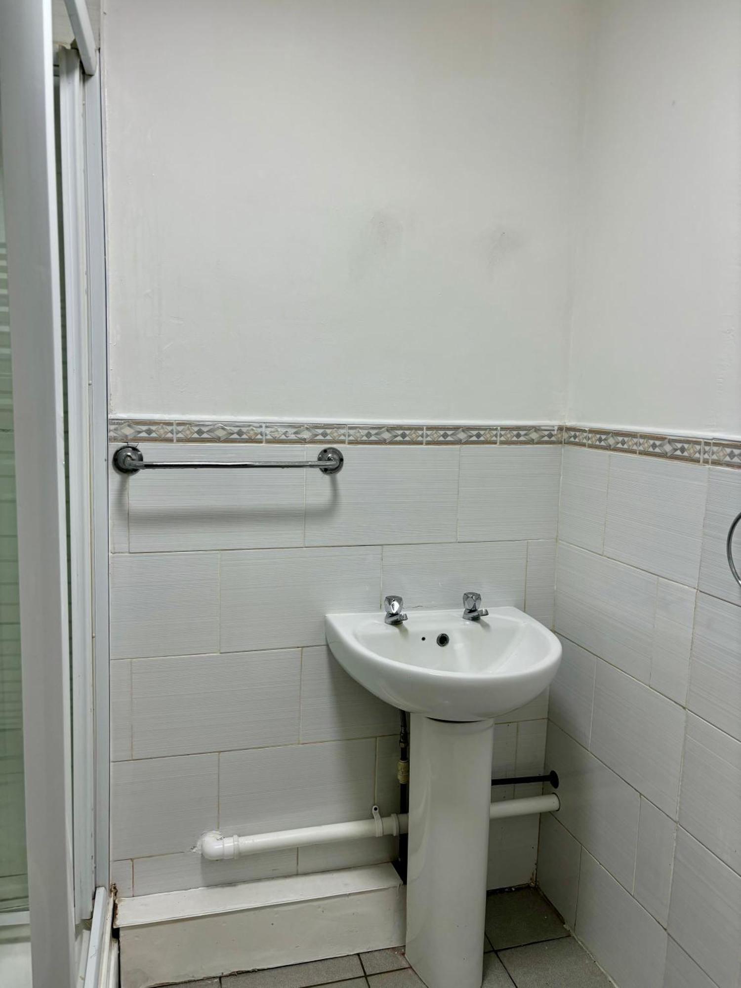 فندق Stainless Guests House دادلي المظهر الخارجي الصورة